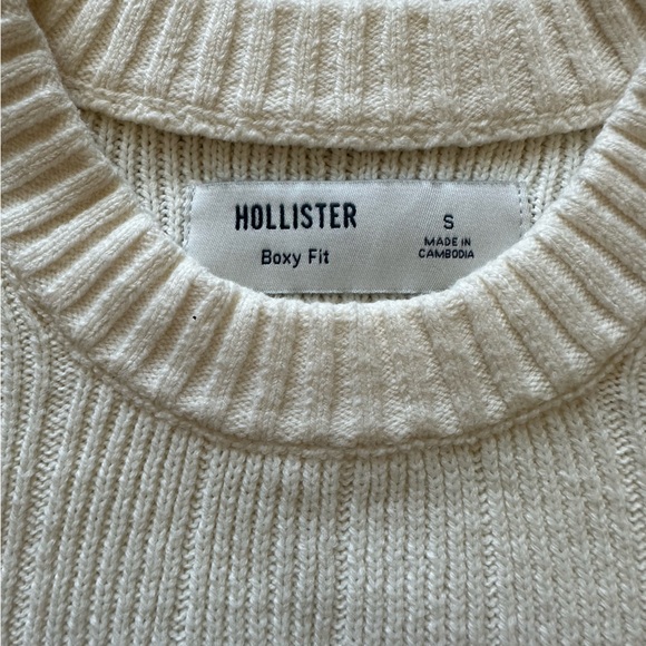 Hollister Boxy Crew Sweater Cream - Picture 2 of 2